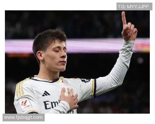 姆巴佩领跑欧冠创造机会榜居莱尔紧随其后维尔茨强势位列第三